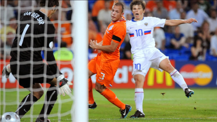 Bình luận trận QF3: Hà Lan - Nga