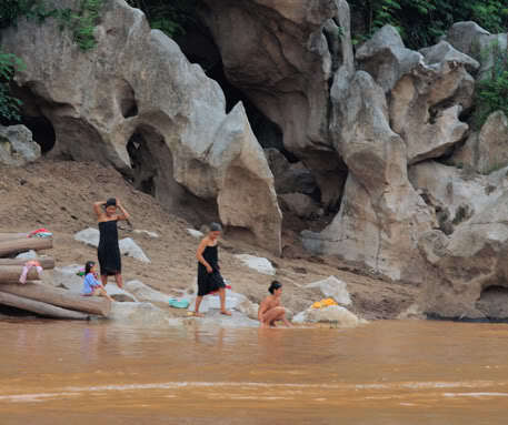 Adventure Tour 2008 "HCM-Vientiane-Golden Triangle-Luang Prabang-HCM Trail"