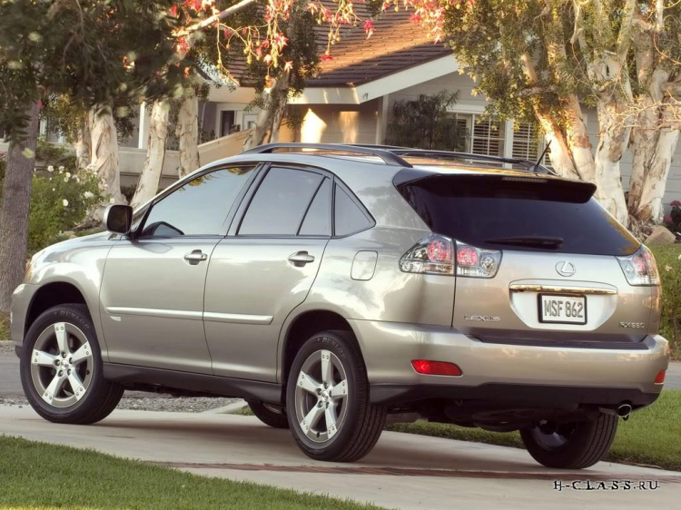 Lexus RX330 2005 bây giờ giá bao nhiêu các bác ?