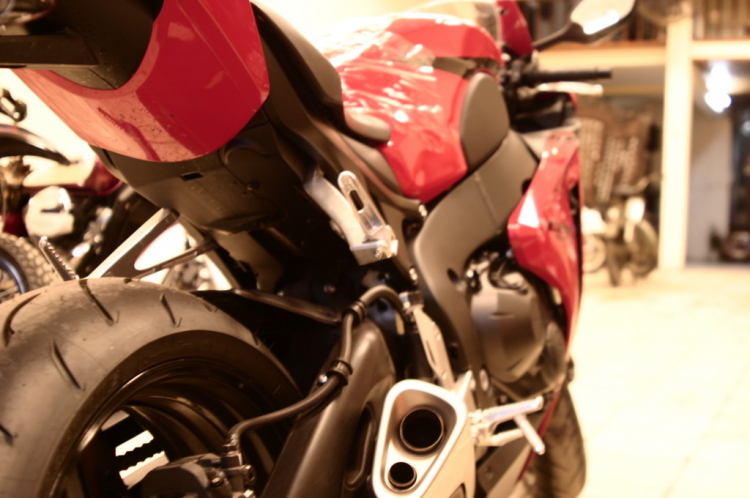 Honda CBR1000R