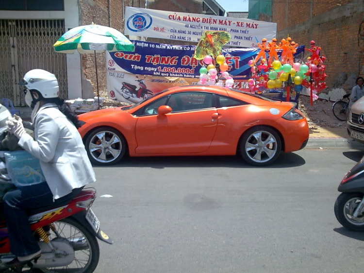 Mitsubishi Eclipse coupe in Viet Nam