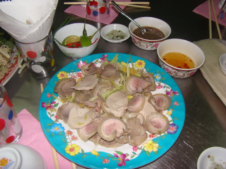 Vào nhậu thôi ... Vào nhậu thôi ...