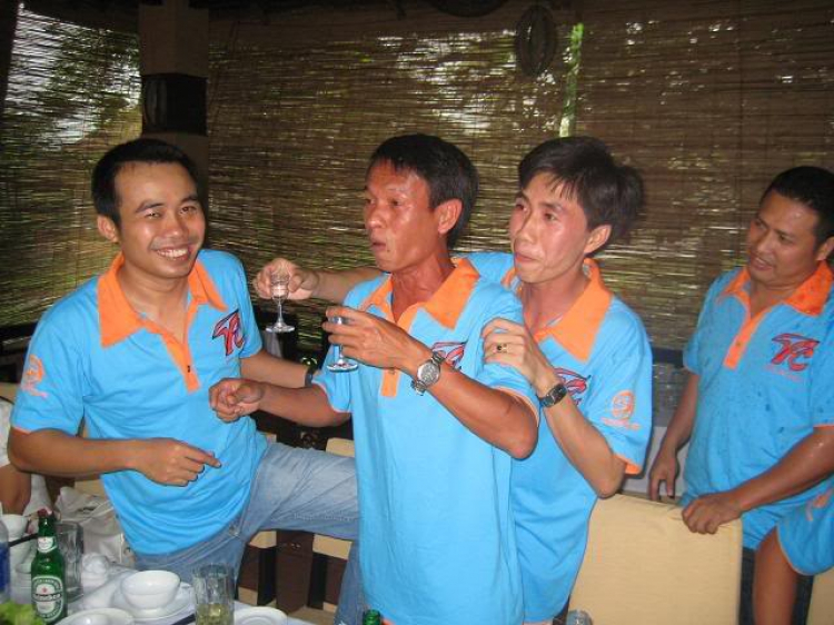 Chùm ảnh TFC-OS  Offline tại Tân Cảng 27/7/08