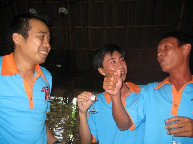 Chùm ảnh TFC-OS  Offline tại Tân Cảng 27/7/08
