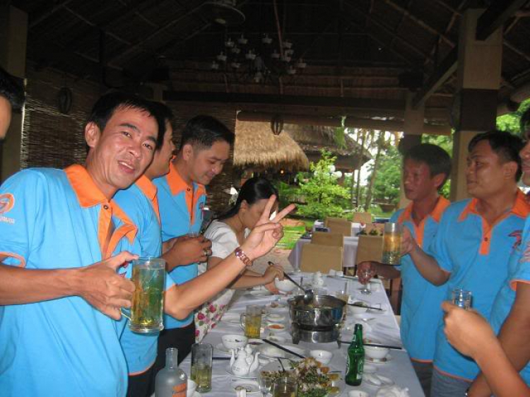 Chùm ảnh TFC-OS  Offline tại Tân Cảng 27/7/08