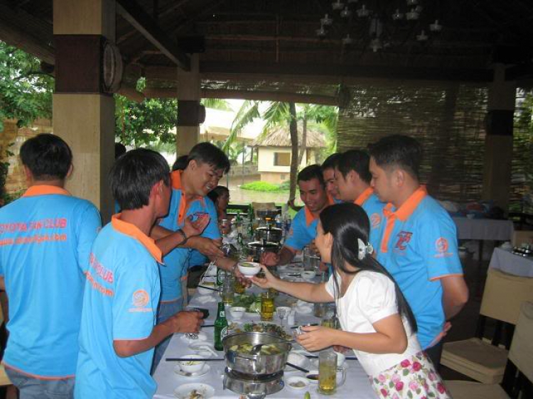 Chùm ảnh TFC-OS  Offline tại Tân Cảng 27/7/08