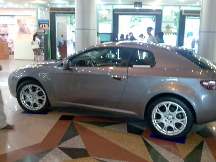 ALfa Romeo Brera in Sài Gòn