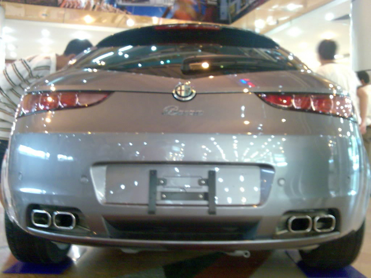 ALfa Romeo Brera in Sài Gòn