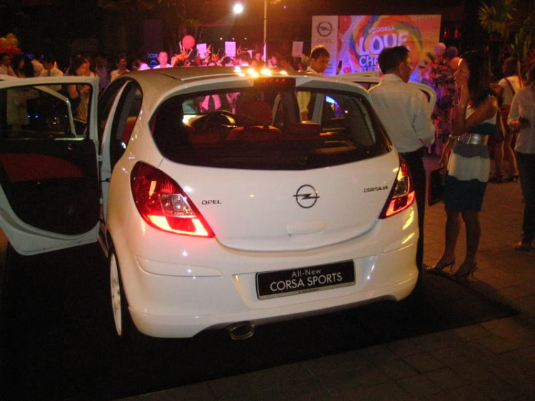 Opel Corsa Sports ra mắt tại Sing