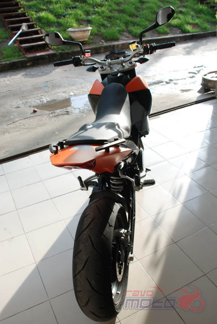 KTM Duke đây các bác.