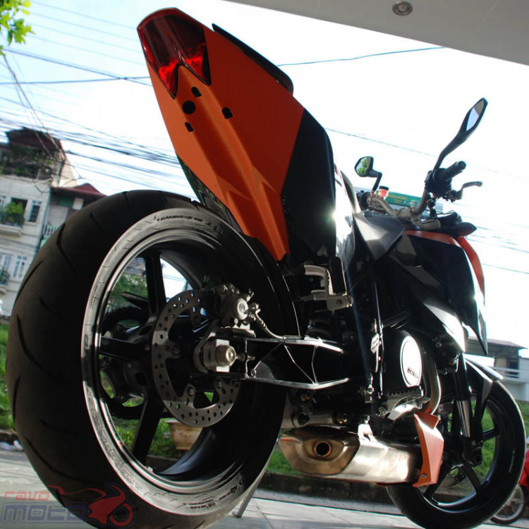 KTM Duke đây các bác.