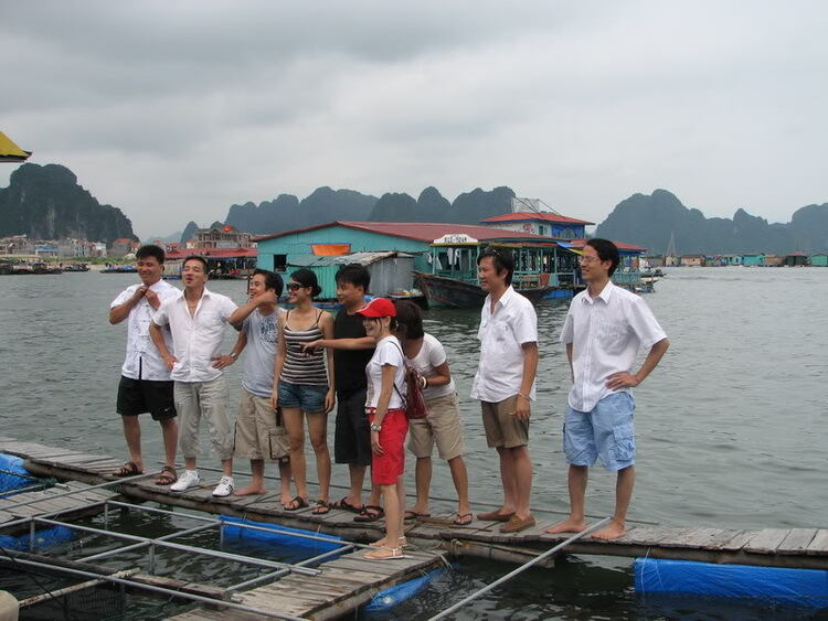 Dã ngọai tháng 8: Về Quảng Ninh, cùng vui, cùng câu cá biển. Dã ngọai tháng 8: Về Quảng Ninh, cùng vui, cùng câu cá biển.