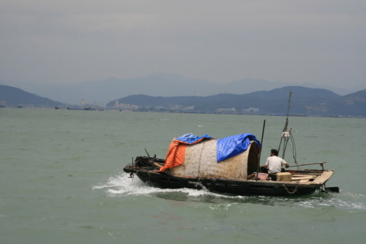 Dã ngọai tháng 8: Về Quảng Ninh, cùng vui, cùng câu cá biển. Dã ngọai tháng 8: Về Quảng Ninh, cùng vui, cùng câu cá biển.