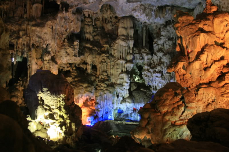 Dã ngọai tháng 8: Về Quảng Ninh, cùng vui, cùng câu cá biển. Dã ngọai tháng 8: Về Quảng Ninh, cùng vui, cùng câu cá biển.