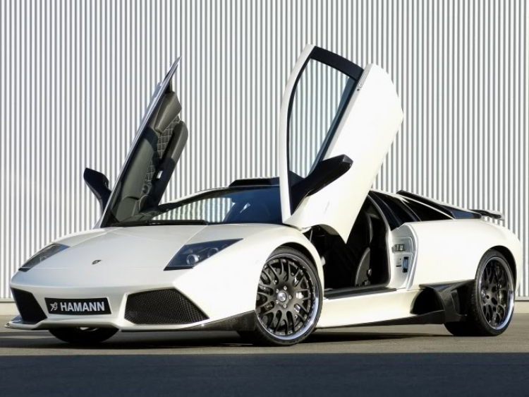 Lamborghini haman màu trắng