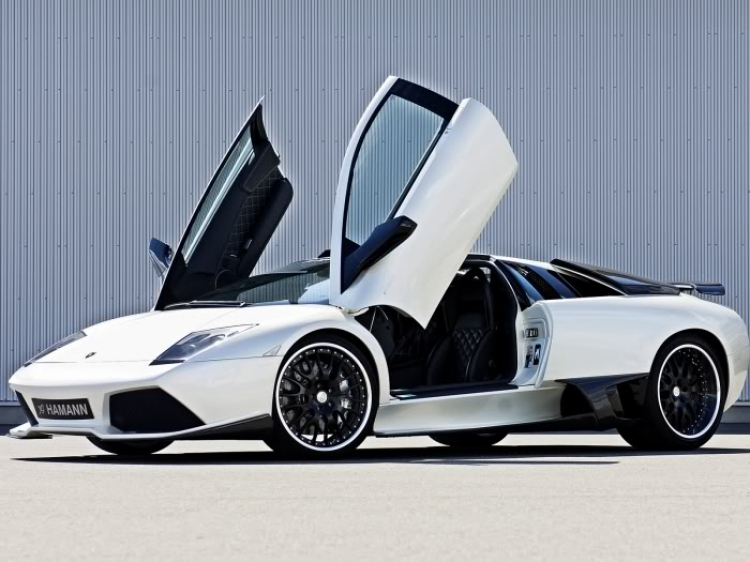 Lamborghini haman màu trắng