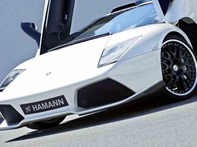 Lamborghini haman màu trắng