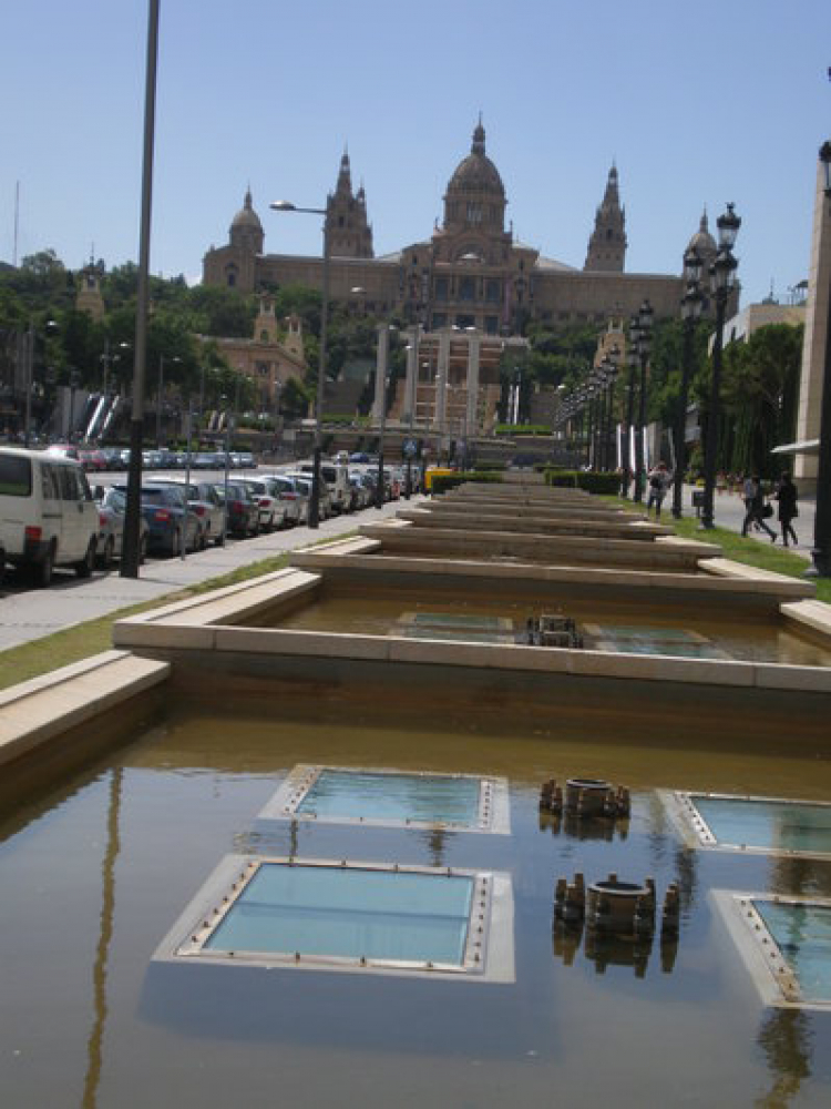 Barcelona- Montserrat nơi tôi hòa mình cùng núi non.