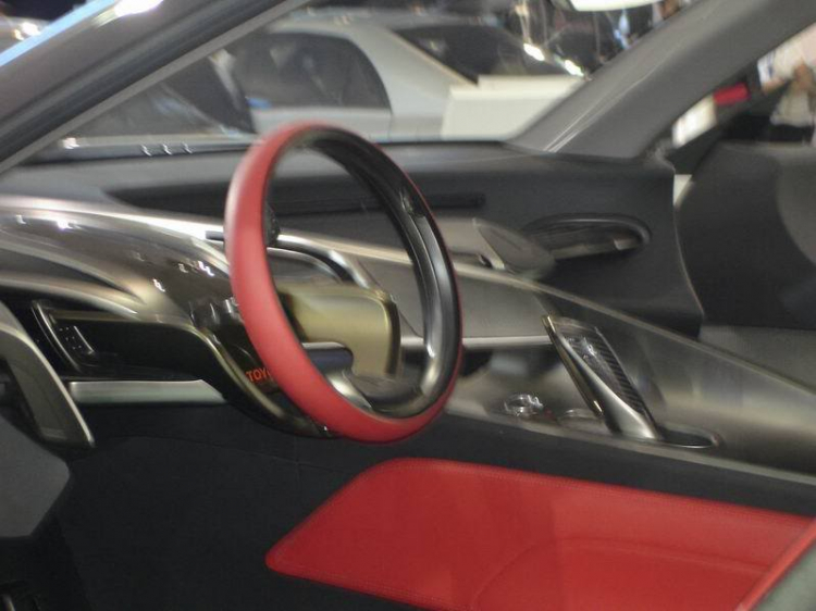 Những chiếc xe tiêu biểu tại Triển lãm Motor Show tại Hà Nội hôm nay