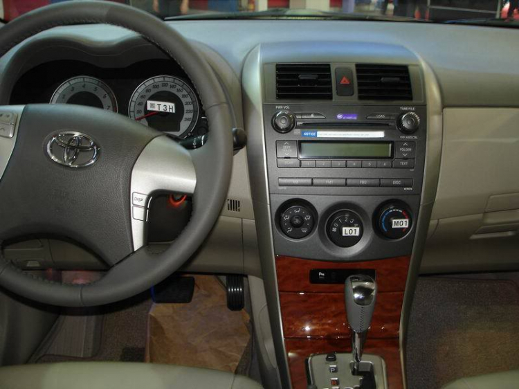 Những chiếc xe tiêu biểu tại Triển lãm Motor Show tại Hà Nội hôm nay