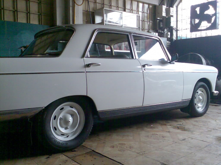 Xin tư vấn làm lại Peugeot 404!