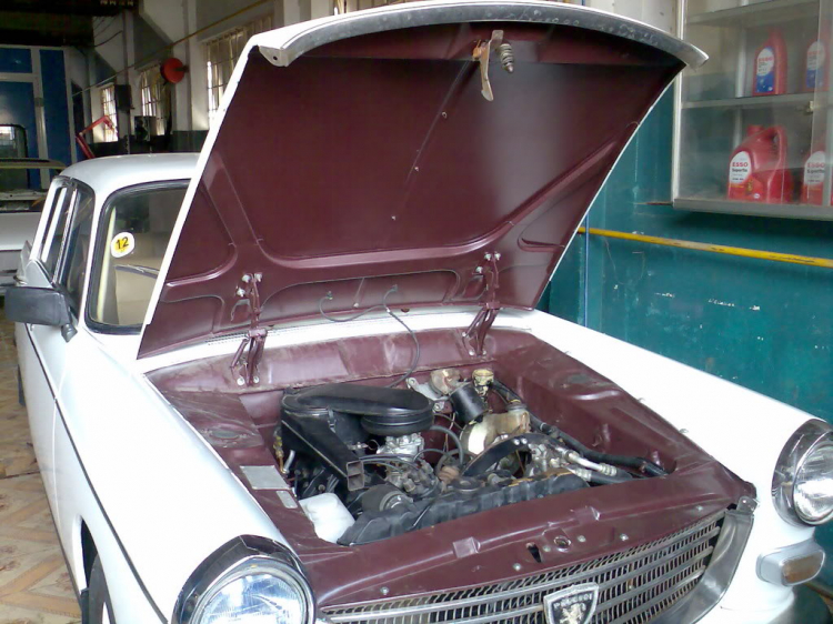 Xin tư vấn làm lại Peugeot 404! Xin tư vấn làm lại Peugeot 404!