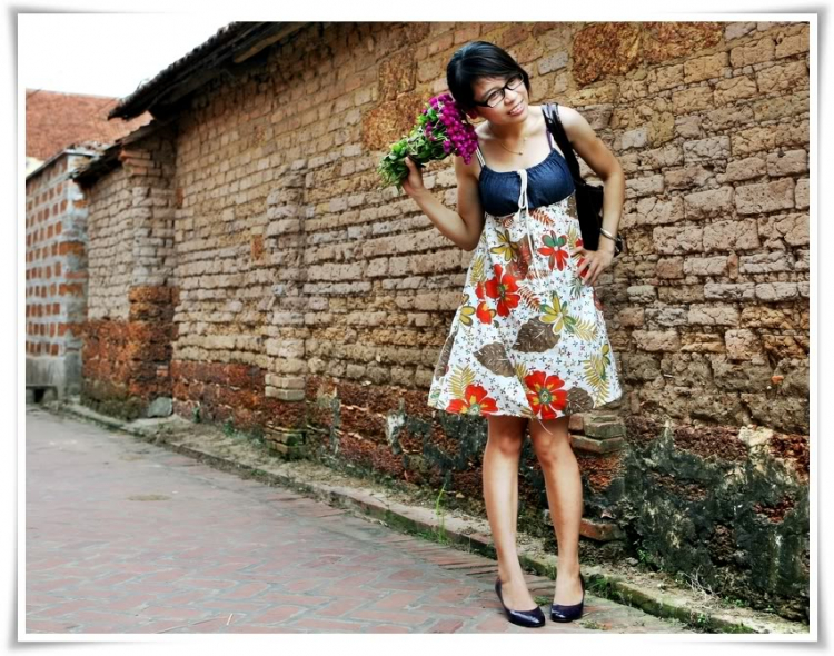 Đường Lâm - Hà Nội, làng cổ ngày đầy tháng.