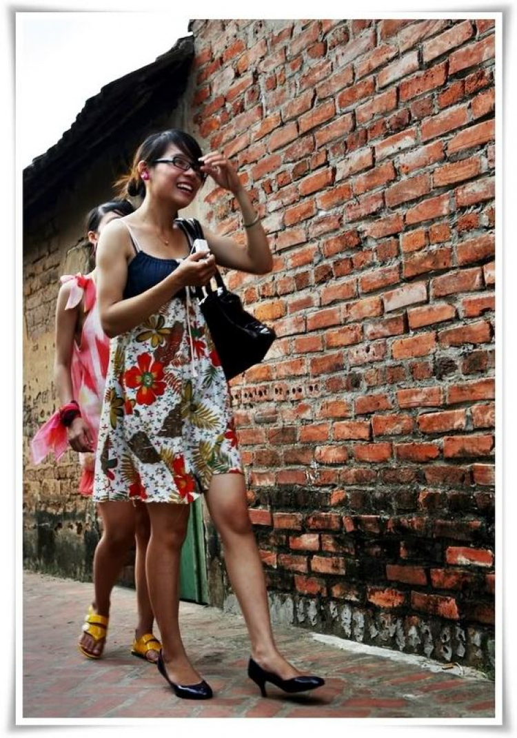 Đường Lâm - Hà Nội, làng cổ ngày đầy tháng.