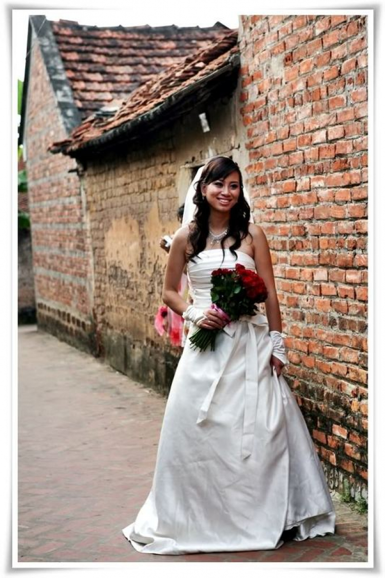 Đường Lâm - Hà Nội, làng cổ ngày đầy tháng.