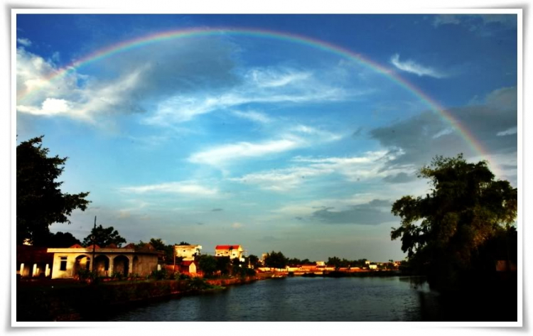 Đường Lâm - Hà Nội, làng cổ ngày đầy tháng.