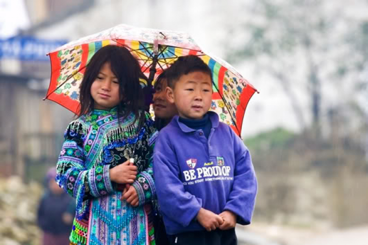 KHOẢNH KHẮC ĐỜI THƯỜNG