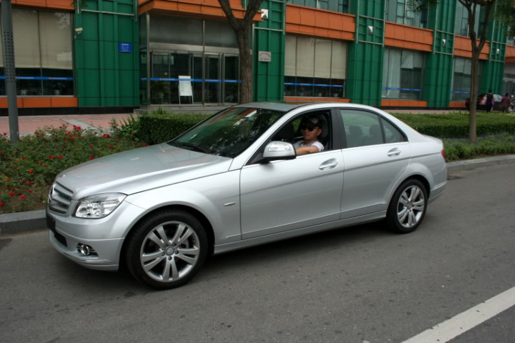 MERCEDES BENZ C200 hàng nhập khẩu