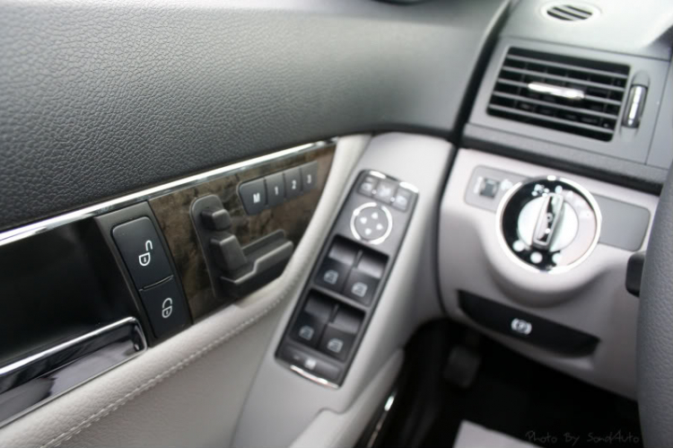 MERCEDES BENZ C200 hàng nhập khẩu