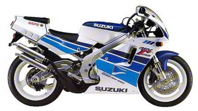 Hỏi các bác về con RGV 250 Hỏi các bác về con RGV 250