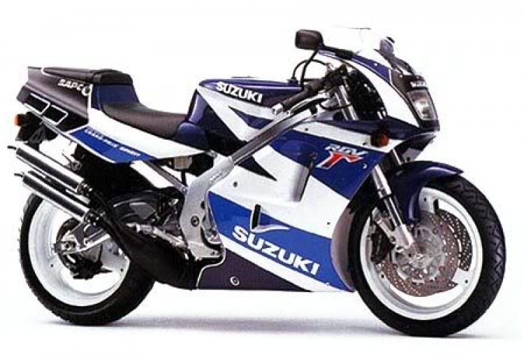Hỏi các bác về con RGV 250 Hỏi các bác về con RGV 250