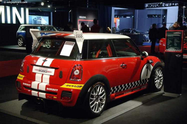 Một chú Mini Cooper rất đẹp, độc, lạ mắt Một chú Mini Cooper rất đẹp, độc, lạ mắt