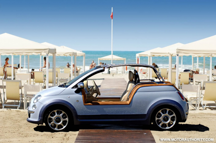 Catgna Tender Two: FIAT 500