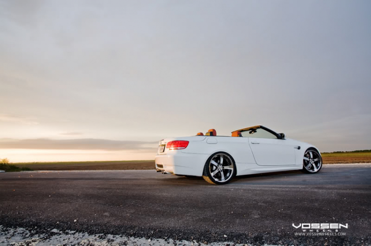 BMW M3 Convertible 2008 with new wheels