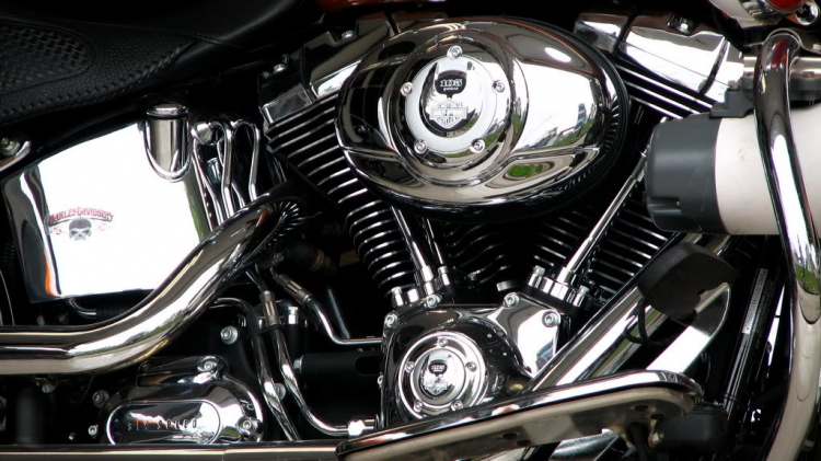 Harley Deluxe Anniversary