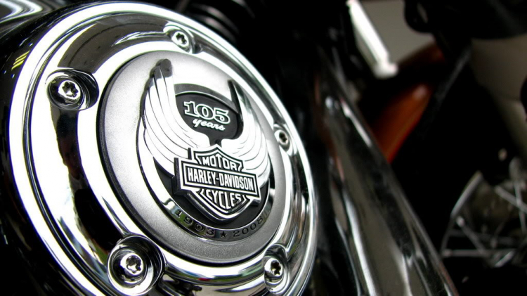 Harley Deluxe Anniversary