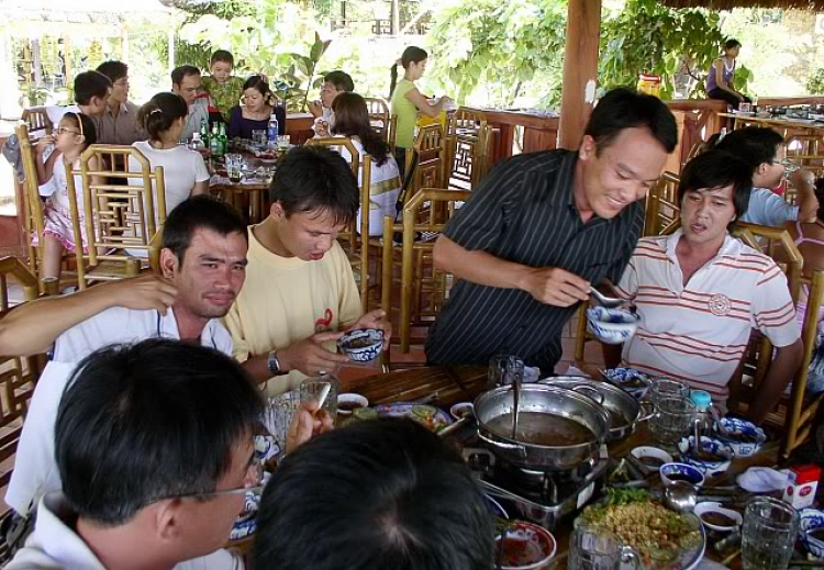 Long Sơn - tường thuật và hình ảnh