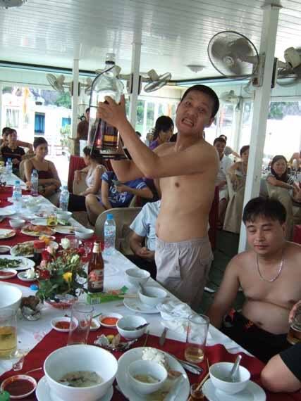 Toy Club tổ chức đón mừng các thành viên mới