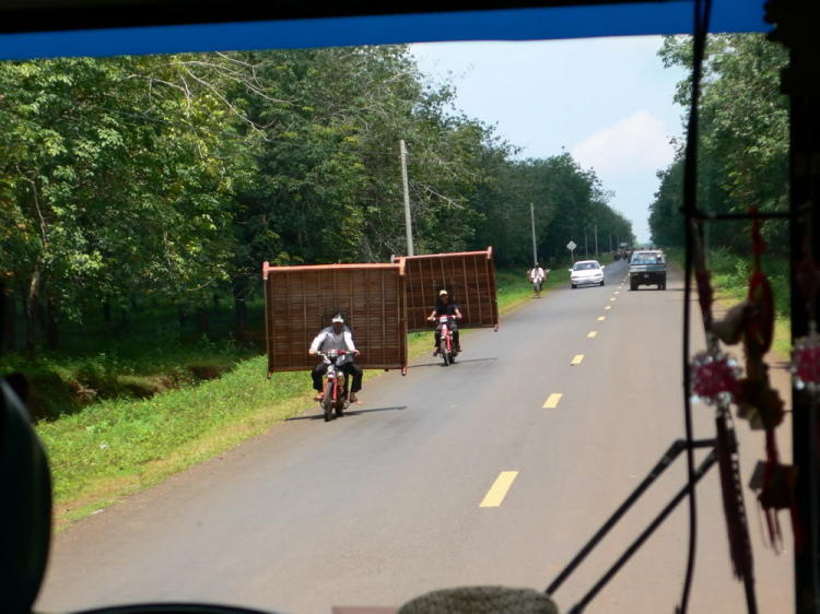 siêu xe thồ bên Campu.