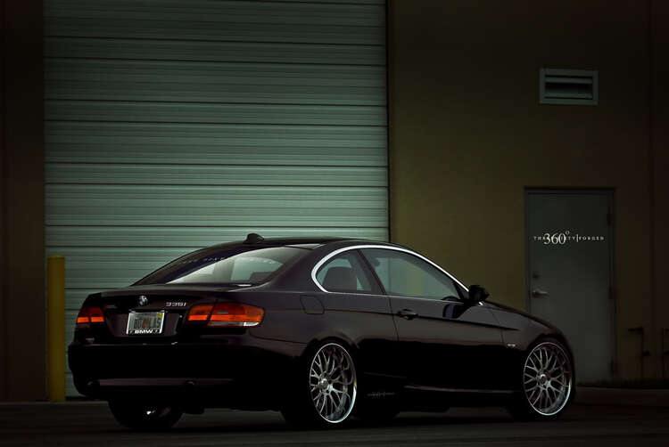 BMW 335i so cool