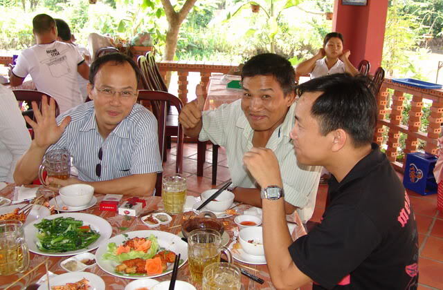 Chi hội Ô tô Biên Hòa VS Xóm nhà lá.