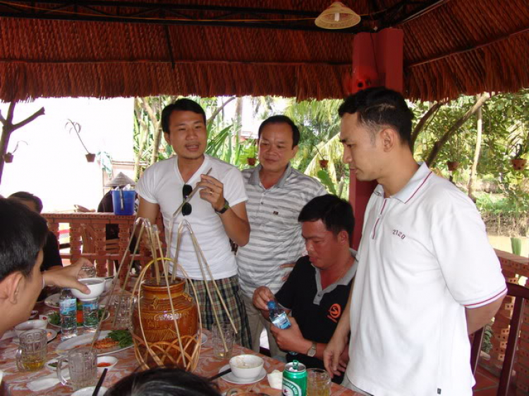 Chi hội Ô tô Biên Hòa VS Xóm nhà lá.