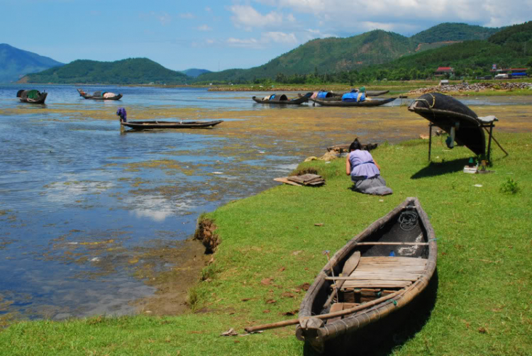 Sư Tử 407 và 553km Tà đạo " đem Cha bỏ Rừng " của Tà Mỗ