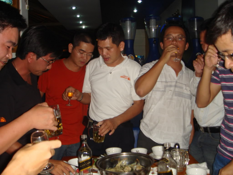 Một số hình ảnh "welcome party" bác HT Kiến Vàng tại TP HCM (02.11.2008)