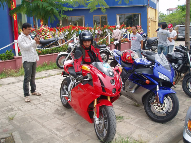 Vài hình ảnh góp vui đê Vài hình ảnh góp vui đê