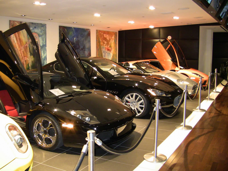 1 showroom in LasVegas